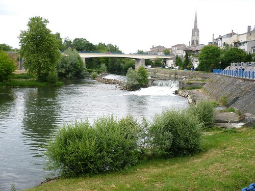 'Coutras vu de la Dronne' © 2011 Catherine Bordeaux 'Coutras vu de la Dronne', Catherine Bordeaux'